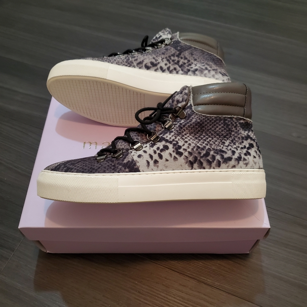 Madden Girl High Top Beezy Animal Print Sn…